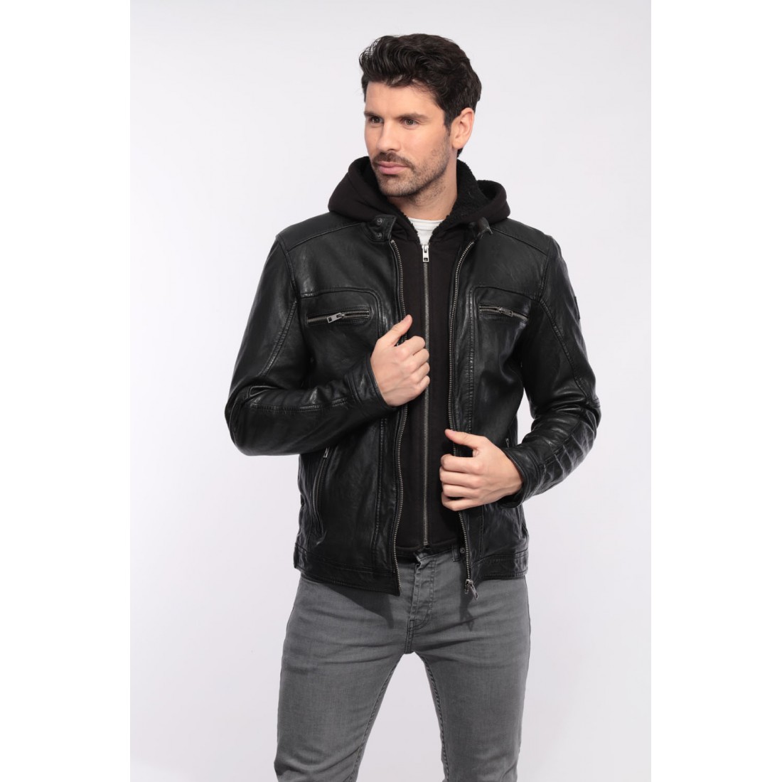 Blouson en cuir à capuche